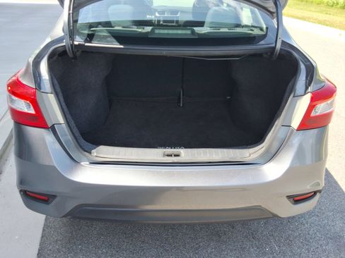 Used 2019 Nissan Sentra SV FWD image 30