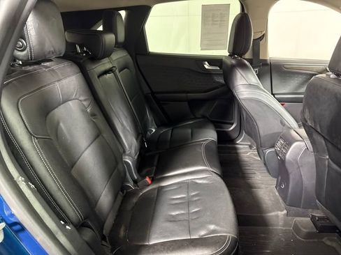 Used 2020 Ford Escape Titanium image 13