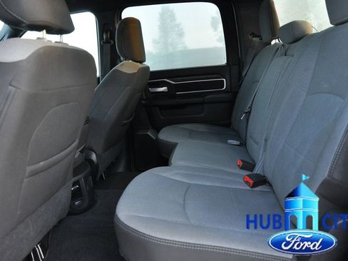 Used 2024 RAM 2500 Big Horn AWD/4WD image 12