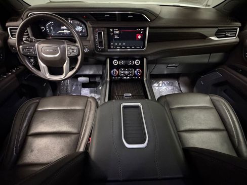 Used 2022 GMC Yukon XL Denali AWD/4WD image 39