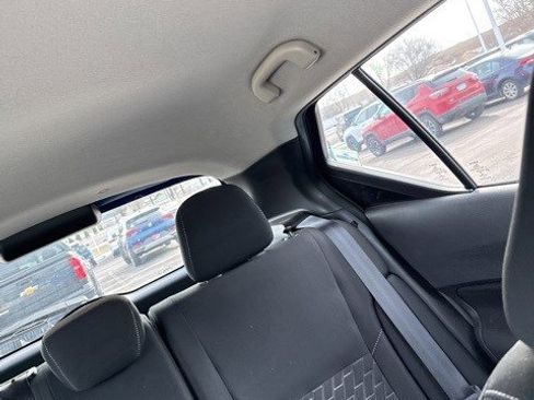 Used 2021 Nissan Kicks S image 16