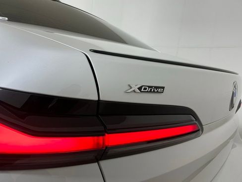 Certified 2025 BMW 760i xDrive w/ Luxury Rear Seating Package AWD/4WD image 31