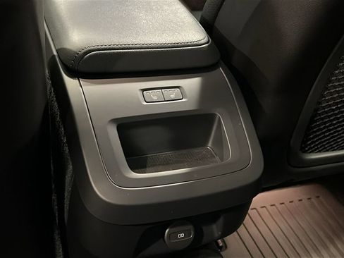 Certified 2024 Volvo S60 B5 Plus w/ Climate Package AWD/4WD image 24