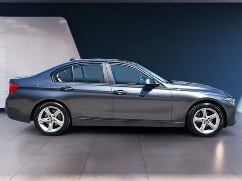 Used 2014 BMW 320i Sedan RWD image 6