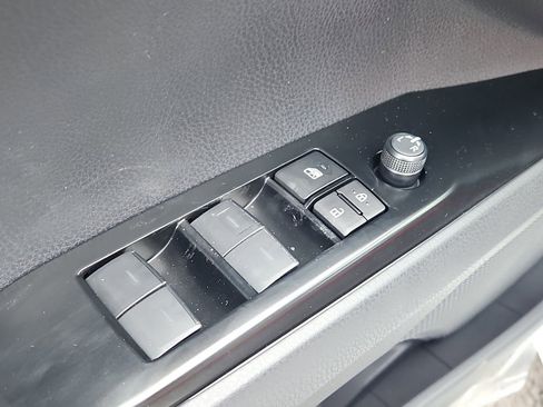 New 2026 Toyota Camry Hybrid image 18