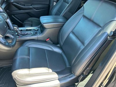 Certified 2023 Chevrolet Traverse RS AWD/4WD image 30