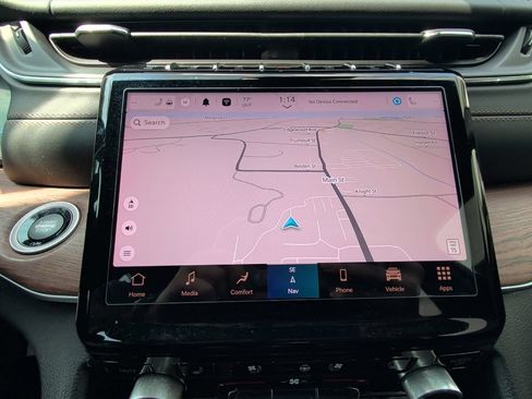 Used 2023 Jeep Grand Cherokee Summit w/ Luxury Tech Group V AWD/4WD image 21