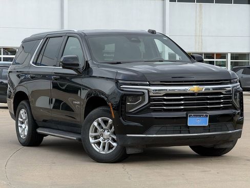 Certified 2025 Chevrolet Tahoe LT AWD/4WD image 2
