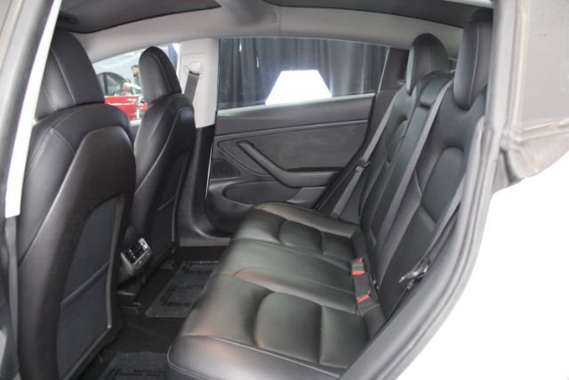 Used 2019 Tesla Model 3 Performance AWD/4WD image 16