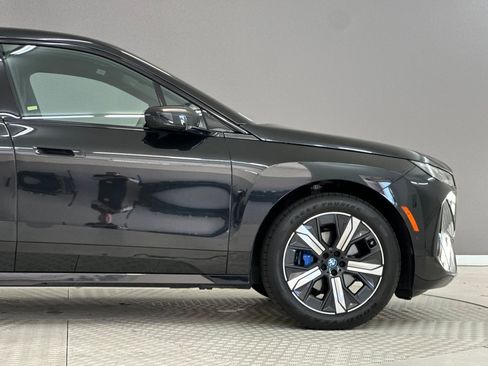 Used 2025 BMW iX xDrive50 w/ Sport Package AWD/4WD image 37