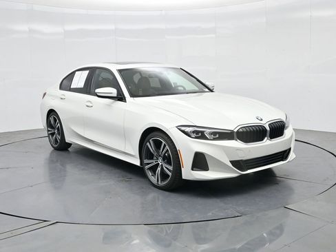 Used 2023 BMW 330i Sedan w/ Driving Assistance Package RWD image 23