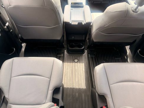 Used 2025 Toyota Sienna XLE w/ XLE Plus Package AWD/4WD image 39