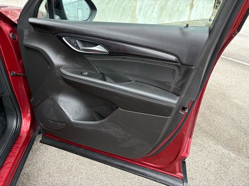 Used 2022 Buick Envision Essence w/ Sport Touring Package image 41