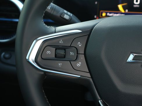 New 2026 Chevrolet Trax LT w/ Driver Confidence Package FWD image 11