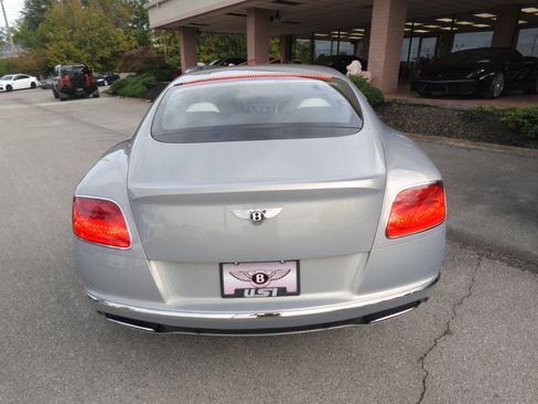 Used 2016 Bentley Continental GT image 3