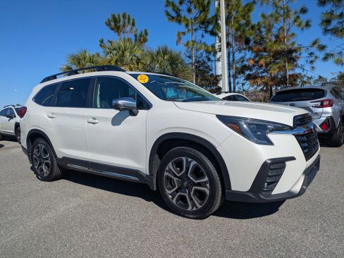 Certified 2023 Subaru Ascent Limited w/ Technology Package image 2