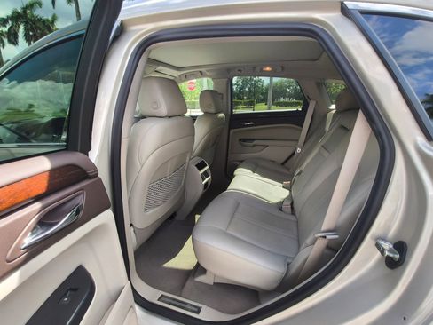 Used 2013 Cadillac SRX Luxury FWD image 27