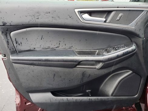 Used 2024 Ford Edge SEL image 20