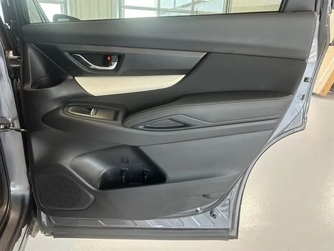 Used 2022 Subaru Ascent Premium w/ Convenience Package image 21