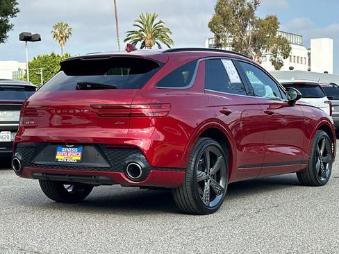 Used 2023 Genesis GV70 2.5T w/ Sport Prestige Package AWD/4WD image 5