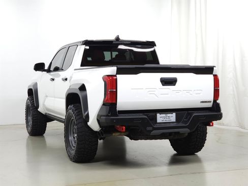 Used 2024 Toyota Tacoma TRD Pro AWD/4WD image 5