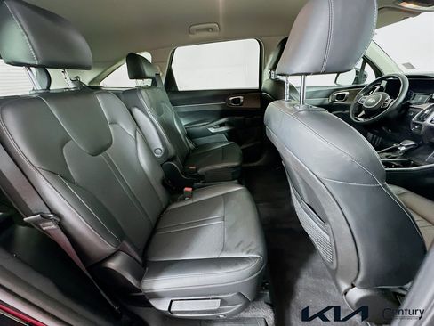 Used 2021 Kia Sorento EX FWD image 26