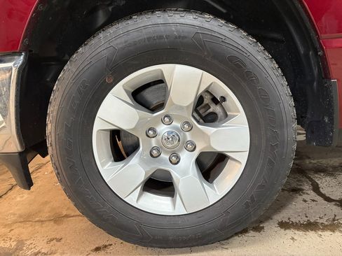 Used 2023 RAM 1500 Big Horn image 24