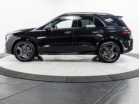 Used 2025 Mercedes-Benz GLE 450e 4MATIC image 4