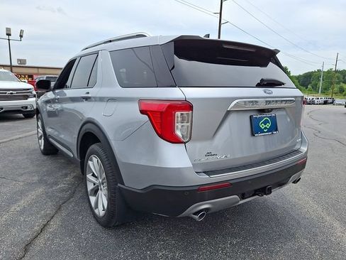 Used 2023 Ford Explorer Platinum w/ Technology Package AWD/4WD image 5