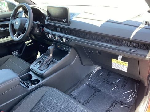 Used 2024 Honda CR-V Sport image 17