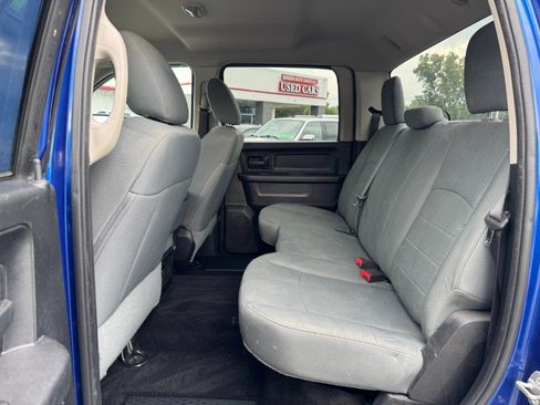Used 2016 RAM 1500 ST w/ SXT Appearance Group AWD/4WD image 16
