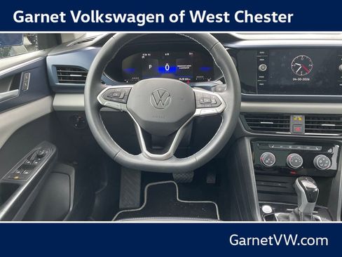Used 2023 Volkswagen Taos SE w/ Panoramic Sunroof Package AWD/4WD image 14