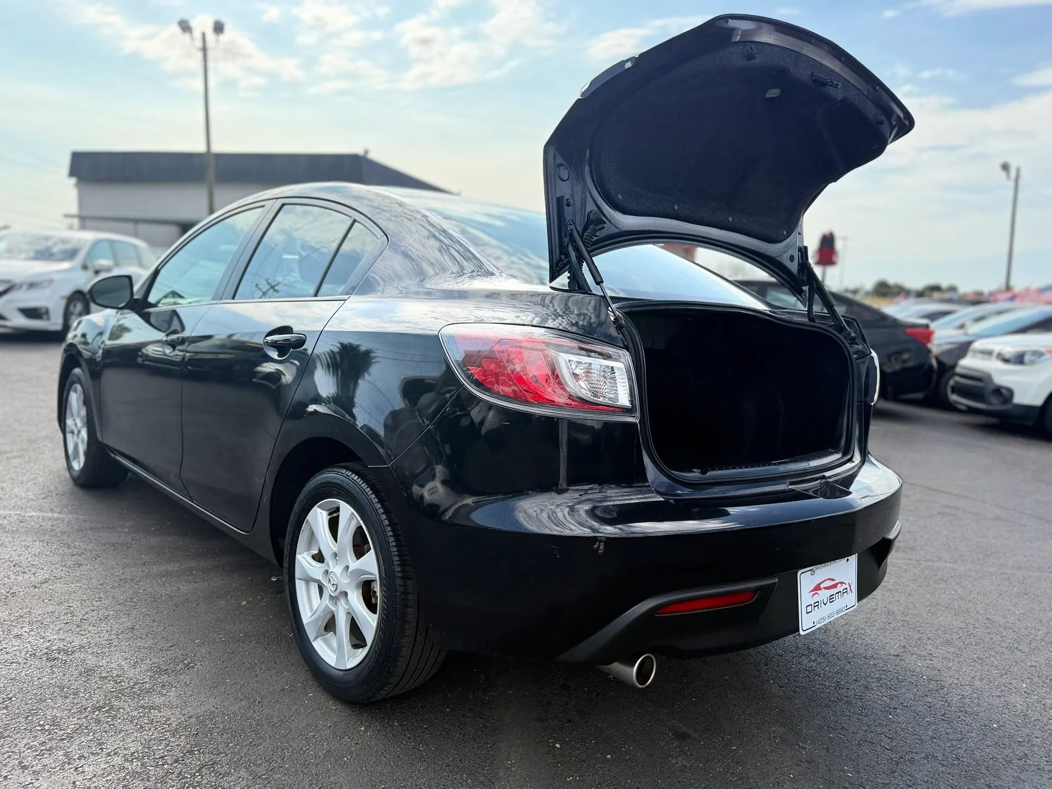 Used 2010 MAZDA MAZDA3 i Touring FWD image 35
