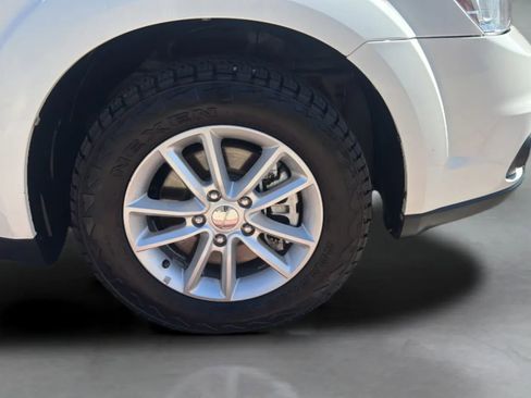 Used 2014 Dodge Journey SXT AWD/4WD image 29