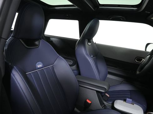 New 2026 MINI Cooper S FWD image 31
