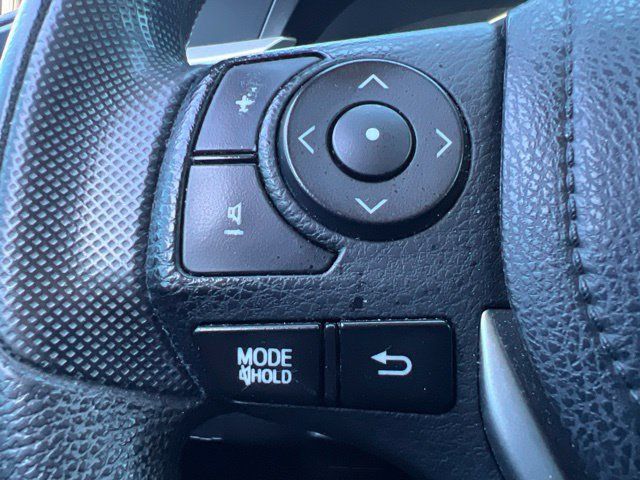 Used 2016 Toyota Corolla LE FWD image 23