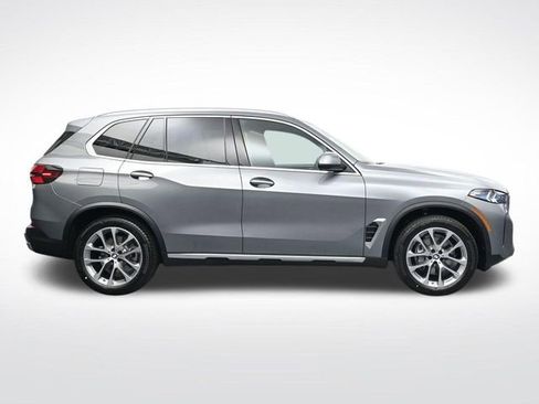 New 2026 BMW X5 xDrive40i AWD/4WD image 3