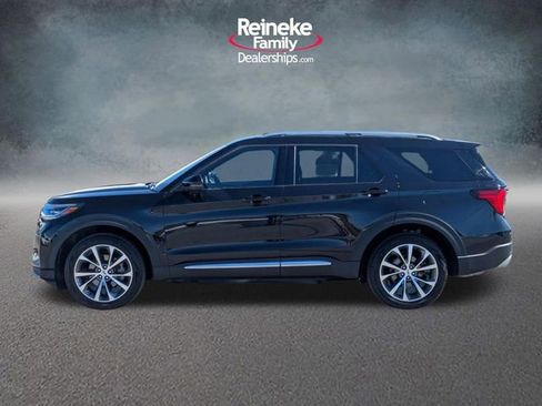Used 2025 Ford Explorer Platinum w/ Ultimate Package image 9