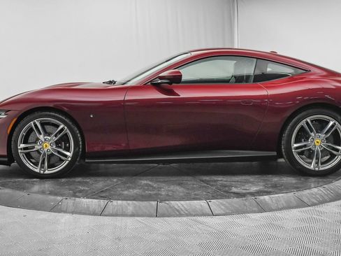 Used 2023 Ferrari Roma image 5
