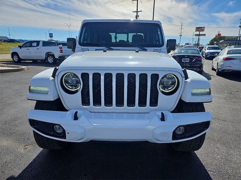 Used 2021 Jeep Gladiator Overland image 12
