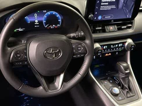 Used 2023 Toyota RAV4 XSE AWD/4WD image 23