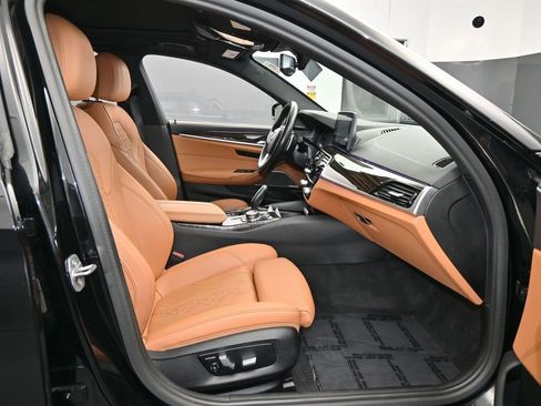 Used 2022 BMW 530i w/ Premium Package image 53