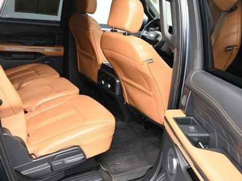 Used 2022 Ford Expedition Max Platinum AWD/4WD image 16