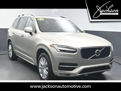 Used 2017 Volvo XC90 T6 Momentum w/ Vision Package