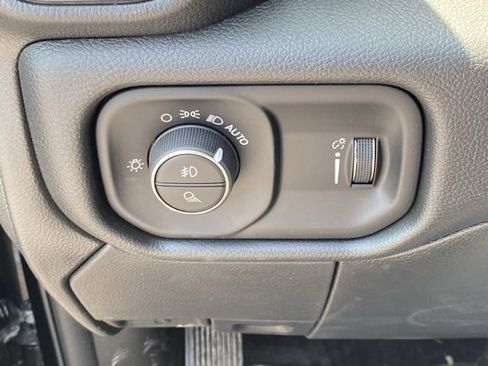 New 2025 RAM 2500 Tradesman image 25