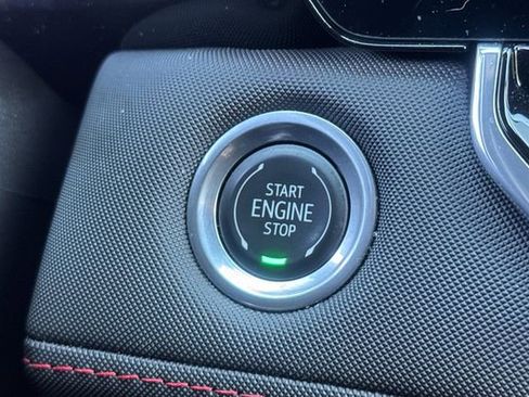 Used 2024 Chevrolet Colorado Z71 w/ Z71 Convenience Package 2 image 34