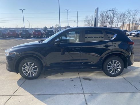 New 2025 MAZDA CX-5 AWD 2.5 S w/ Select Package image 4