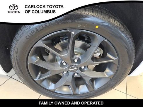 Used 2023 Chrysler Pacifica Limited w/ Uconnect Theater Family Group AWD/4WD image 10