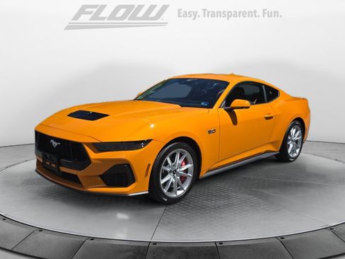 Used 2026 Ford Mustang GT Premium RWD image 4