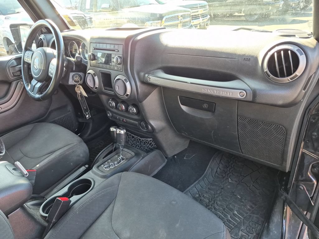 Certified 2016 Jeep Wrangler Sport AWD/4WD image 15